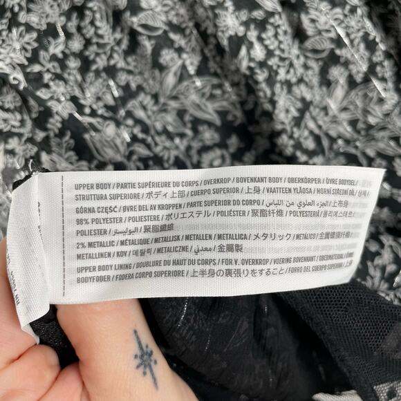 NWT Abercrombie Semi-Sheer Floral Metallic Off-Shoulder Bodysuit Black White LS - Picture 12 of 12